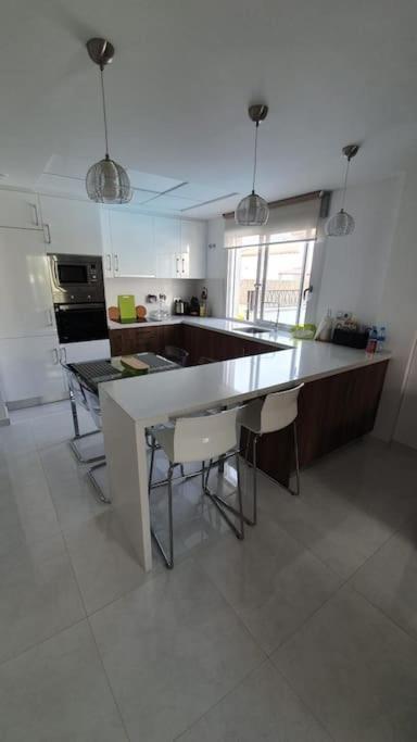 אליקאנטה Villa Luxury - Private Pool - Wifi - Solarium מראה חיצוני תמונה